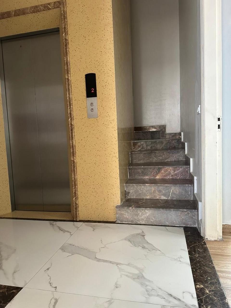 Viet Hoang Hotel Ha Long Exterior foto