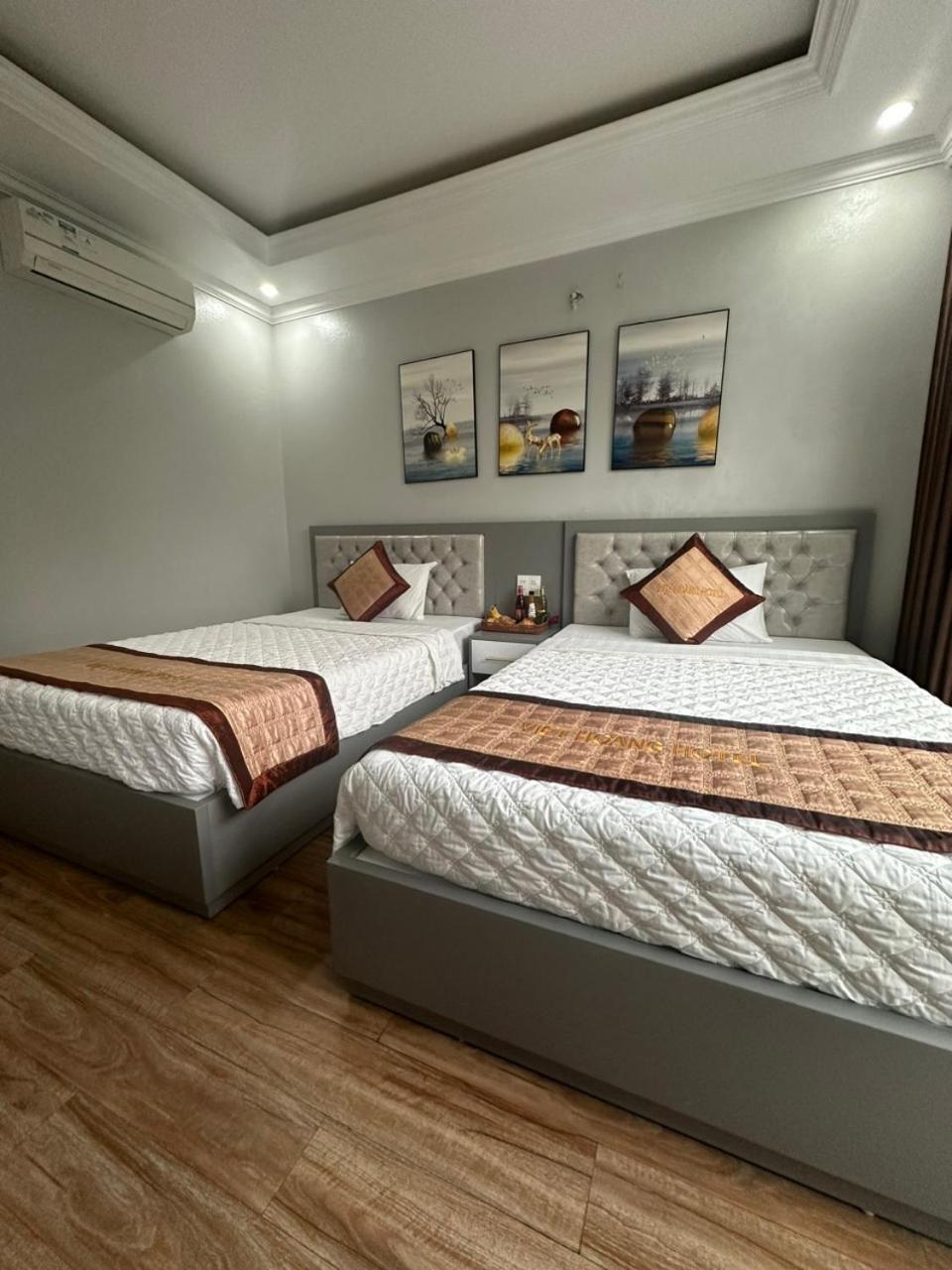 Viet Hoang Hotel Ha Long Exterior foto